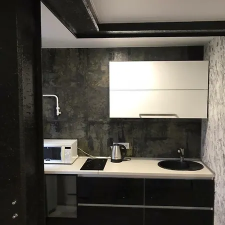 Апартаменти Loft On Very Horuzhej *